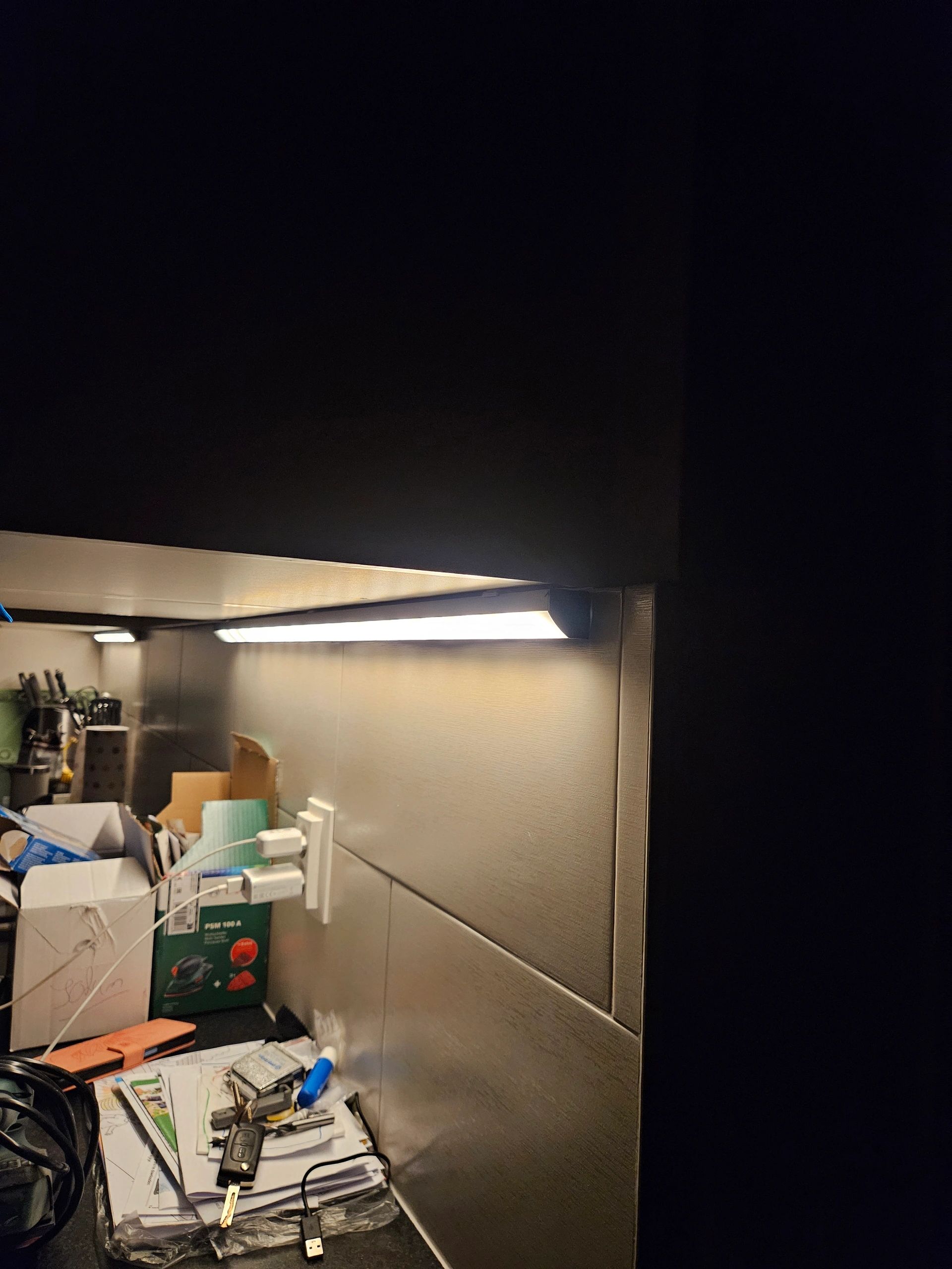 1 meter ledstrip hoekprofiel Basic Line zwart breed - Compleet met afdekkap